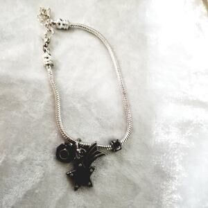 Scentsy silver tone "shooting star"charm 7"   1.1734